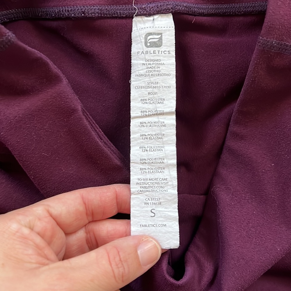 Fabletics leggings - Picture 2 of 3